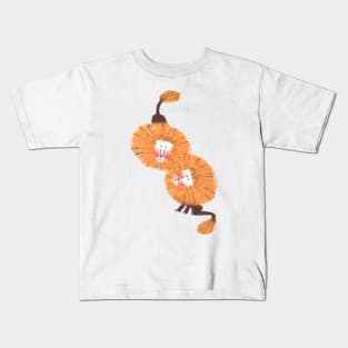 LIONS IN LOVE Kids T-Shirt